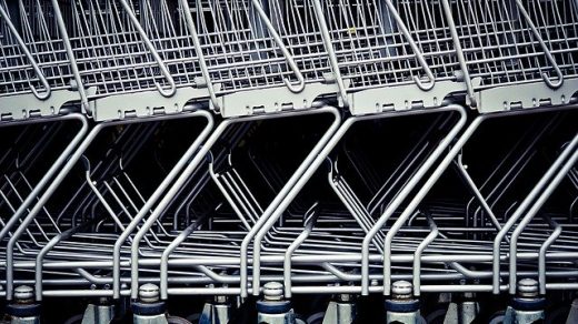 Zakupy w sklepie budowlanym